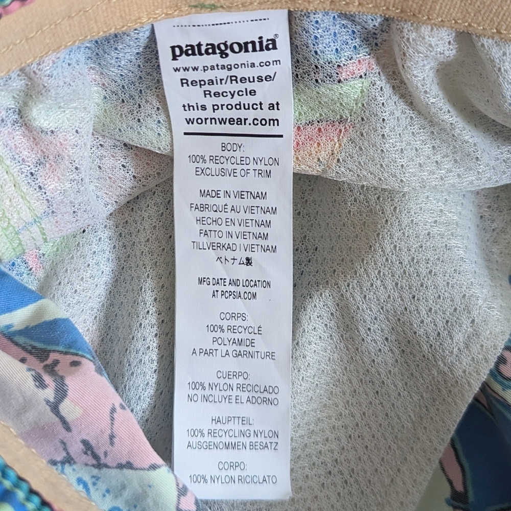 NWT Patagonia Women Baggies Shorts 5" Size Medium High Hopes Geometric Aztec - Picture 4 of 5